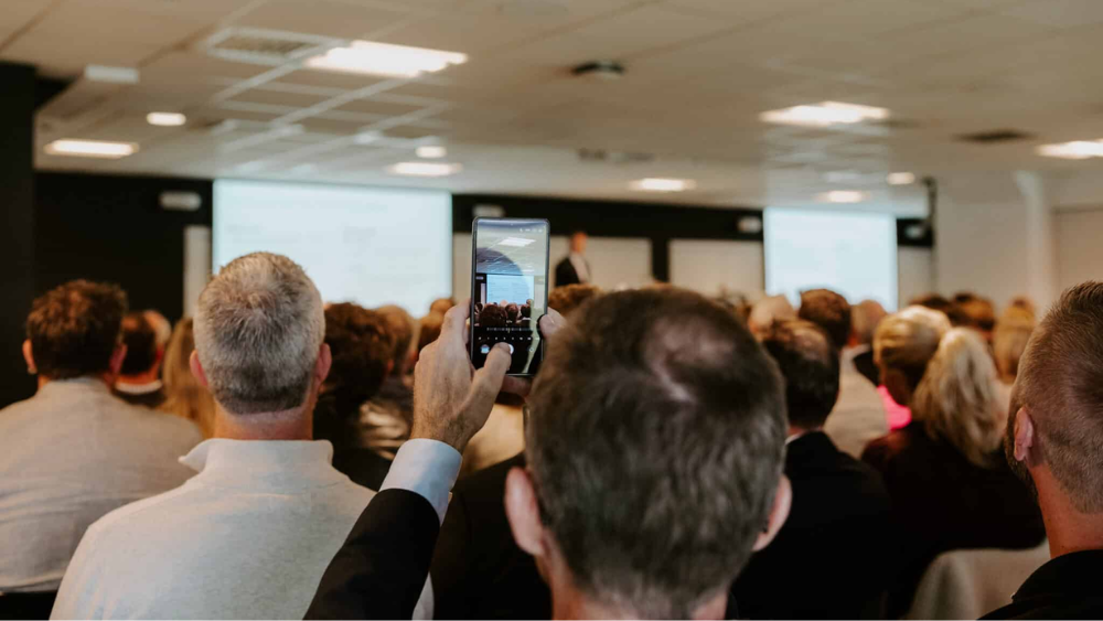Full sal på Skagerak Arena på Investordagen 2025