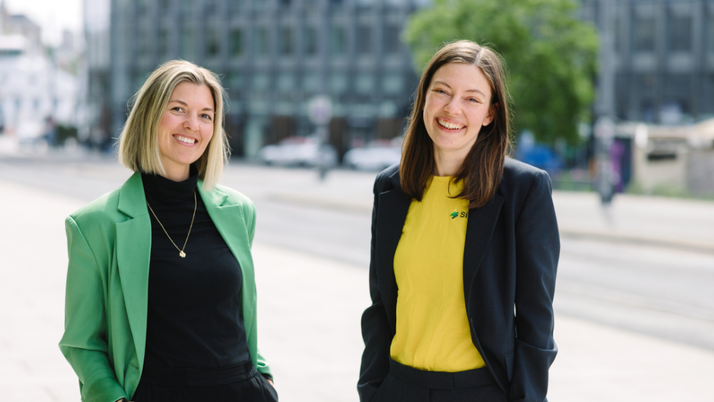 To kvinner, Maria Solem (t.v.) og Hanne Grydeland fra Sildre AS 